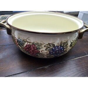 Tabletops Unlimited Vitroceramic CABERNET Grapes 9" Stock Pot  No Lid